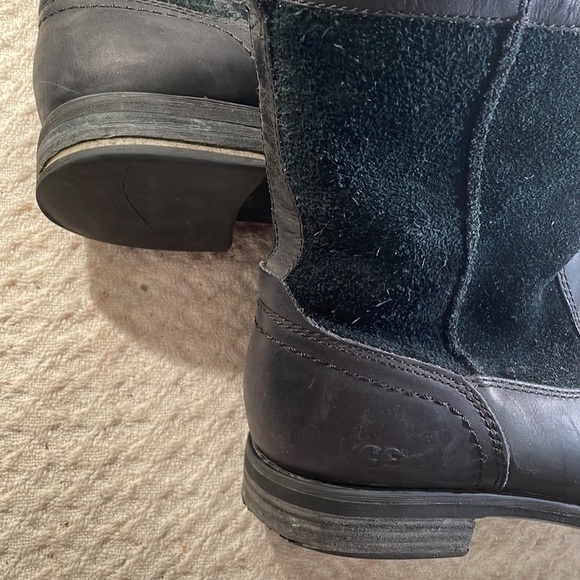 UGG  Leather Black Suede Leather Shearling Boots Unisex main image 7